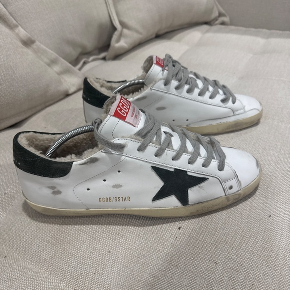 Golden Goose Shearling Sneakers in white leather with green suede star. EU45 - Picture 4 of 4